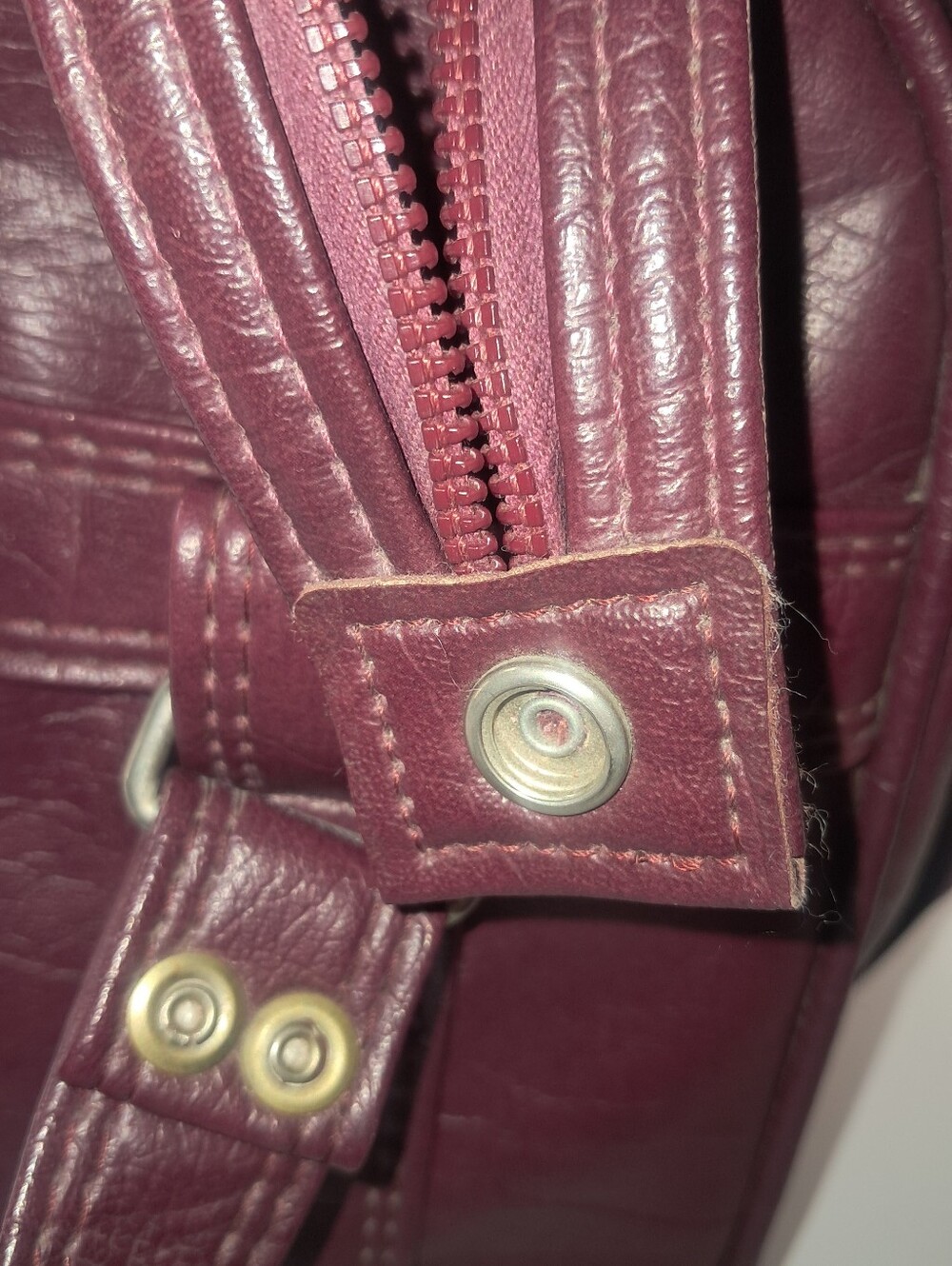 Vintage 1980s Samsonite Burgundy Leather Briefcase Flapover Attache Mexico - Picture 9 of 16